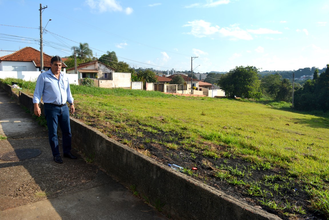 Zé Fernandes sugere praça na região da Vila Aparecida